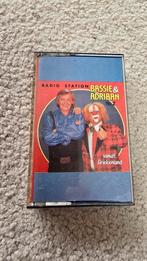Bassie en adriaan radio station no. 2 vanuit Griekenland, Ophalen of Verzenden, Zo goed als nieuw, Kinderen en Jeugd, 1 bandje
