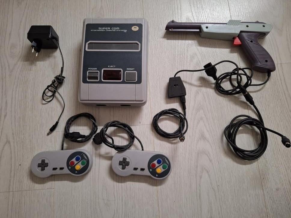 Super Com Entertainment Computer System 72 retro gaming, Spelcomputers en Games, Ophalen, Overige merken, Gebruikt