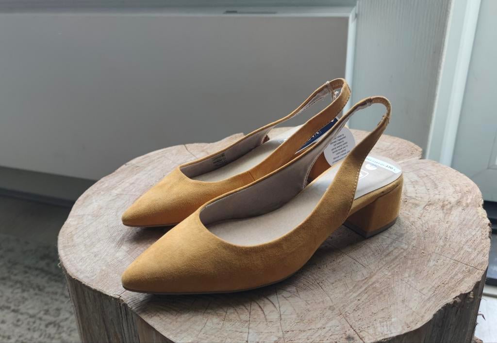 Nieuwe schoenen van Nova, Kleding | Dames, Schoenen, Ophalen of Verzenden, Nieuw, Zwart, Sneakers of Gympen