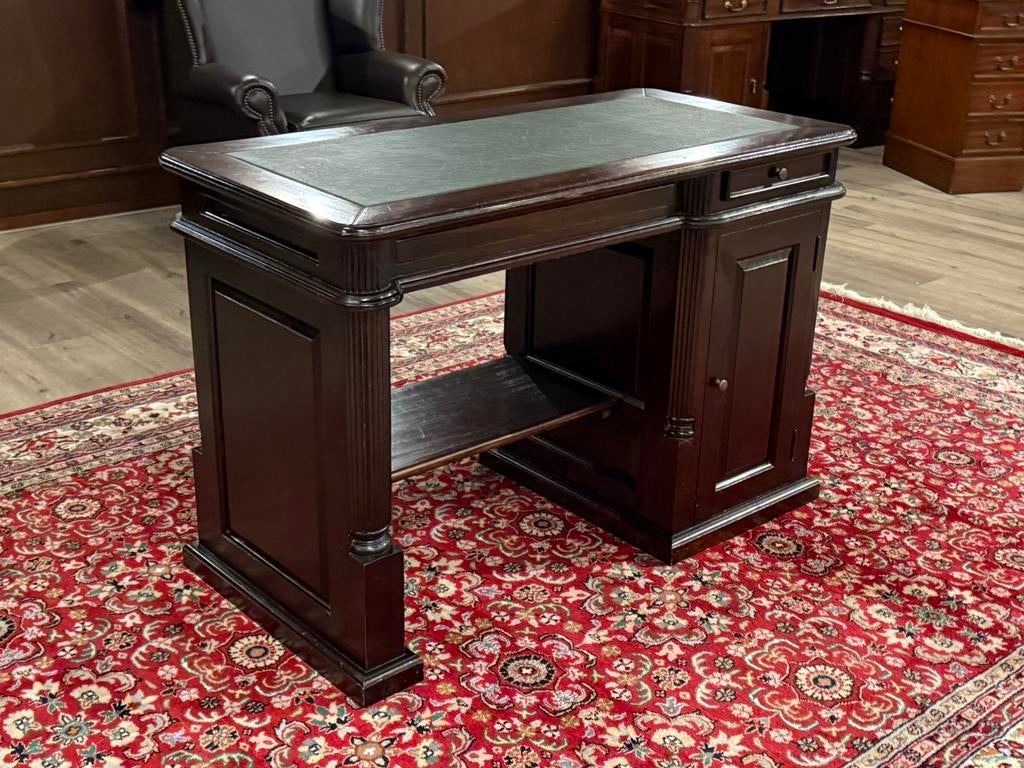 Klassiek Engels bureau #643, Overige typen, Hout, Bruin, Ophalen of Verzenden