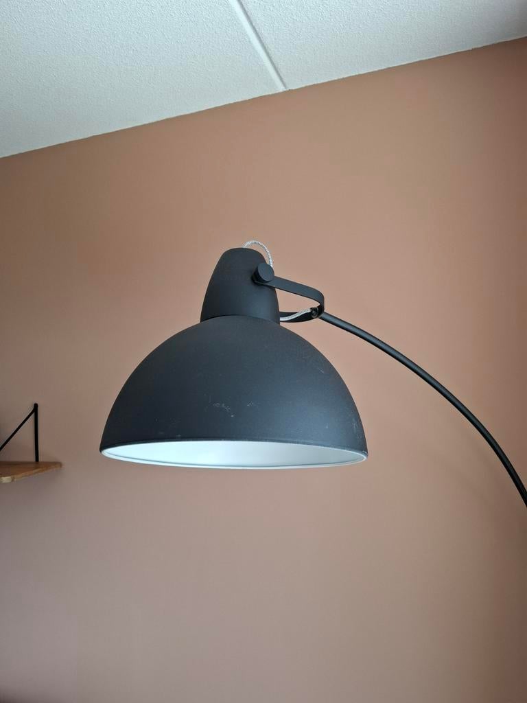 Zwarte booglamp Hillegom, Ophalen, 150 tot 200 cm