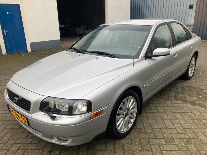 Volvo S80 2.5 T AUT 2005 Grijs, Auto's, Volvo, Bedrijf, S80, Benzine, D, Sedan, Automaat, Origineel Nederlands, Zilver of Grijs