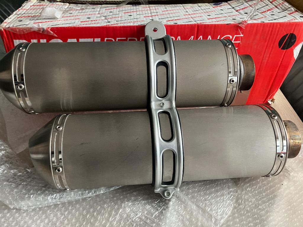 Streetfighter ducati, Ophalen, Gebruikt