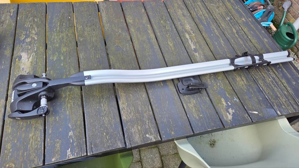 Thule Fietsendrager Outride 561 voor dakrails, Auto diversen, Ophalen, 1 fiets, Gebruikt, Dakdrager