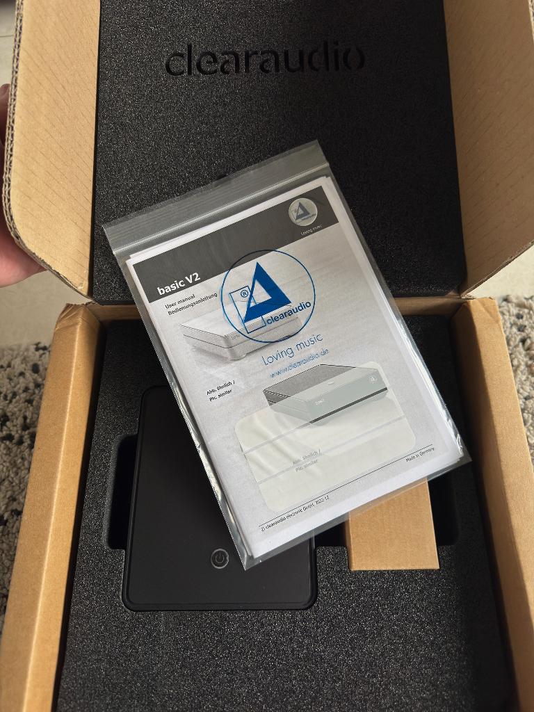 Clearaudio Basic V2 Nieuw, Audio, Tv en Foto, Ophalen of Verzenden, Refurbished, Minder dan 60 watt, Overige merken