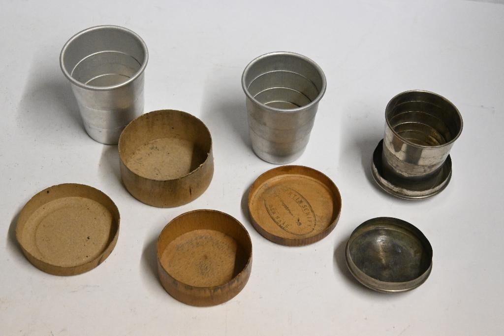 opvouwbare drink beker wo1 wo2 bivak psu nederland duitsland, Ophalen of Verzenden, Landmacht, Nederland, Overige typen