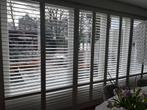 Witte houten shutters voor raam en tuin gevel., Ophalen, Gebruikt, Wit, 200 cm of meer