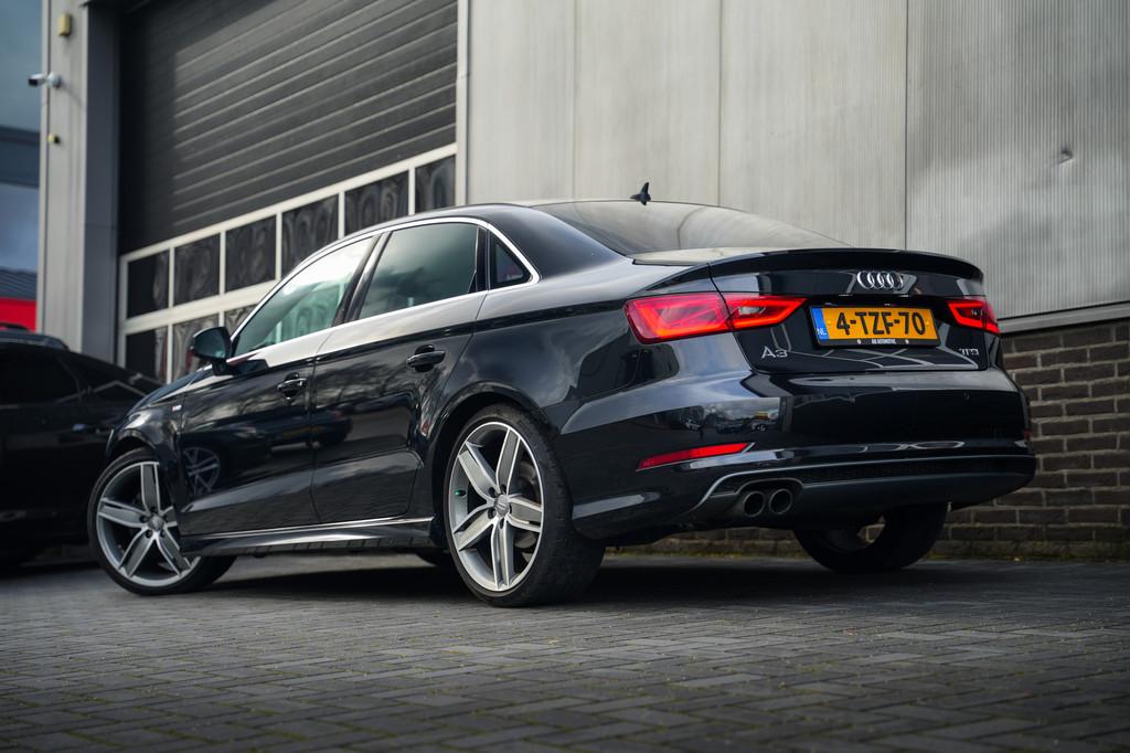 Audi A3 Limousine 1.4 TFSI 141 pk CoD Ambition Pro Line S-Li, Gebruikt, 4 cilinders, Zwart, Sedan