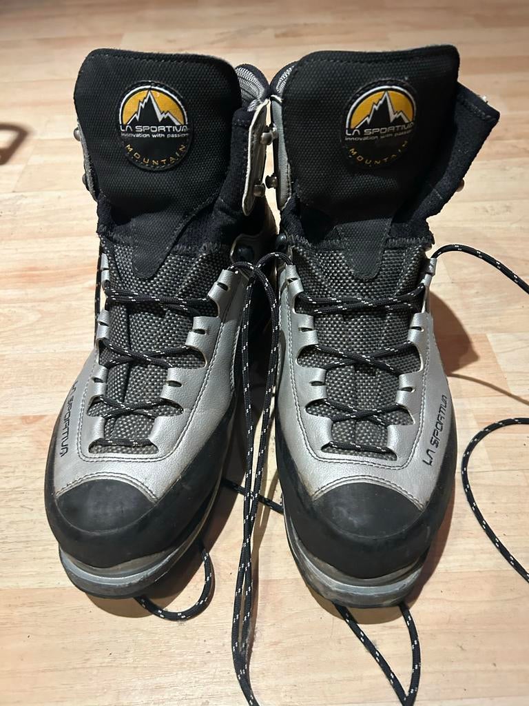 La Sportiva Extreme Bergschoenen Maat 44, Ophalen of Verzenden, Zo goed als nieuw, Schoenen