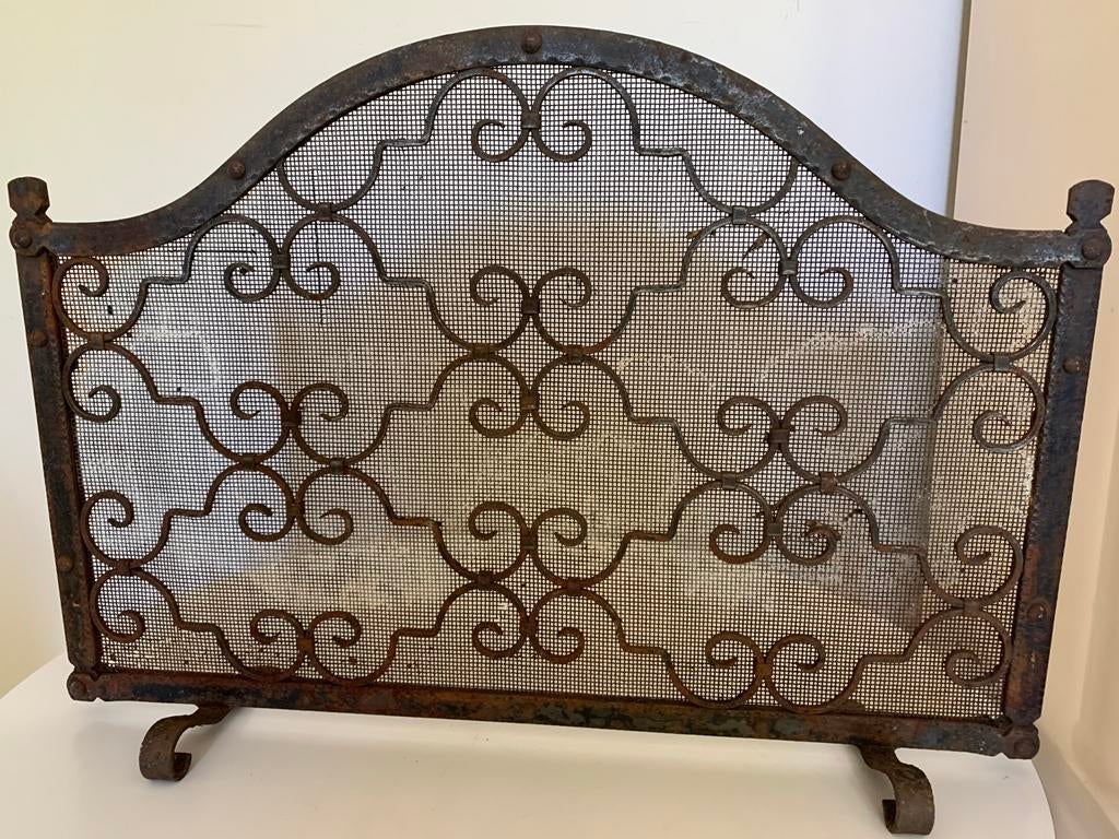 Antiek smeedijzeren haardscherm/vonkenscherm, Huis en Inrichting, Ophalen of Verzenden, Gebruikt, Vrijstaande haard, Overige soorten