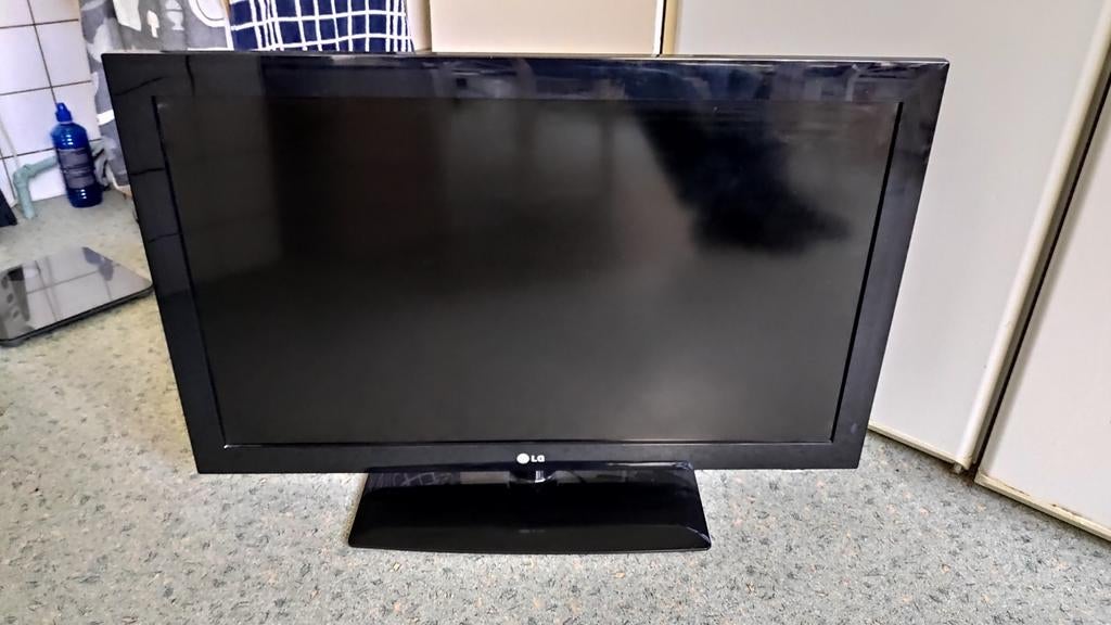 LG televisie 37LD450 37 inch full HD, Audio, Tv en Foto, Televisies, Ophalen, Gebruikt, 50 Hz, 80 tot 100 cm