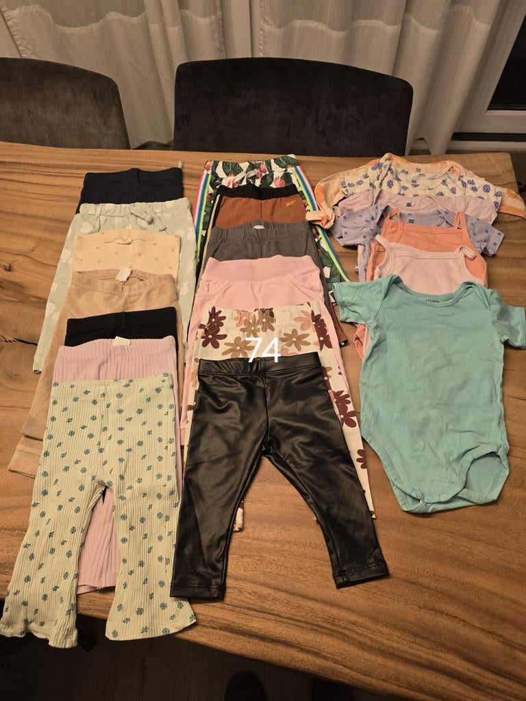 Meisjeskleding pakket maat 74, Kinderen en Baby's, Babykleding | Maat 74, Ophalen of Verzenden, Zo goed als nieuw, Meisje