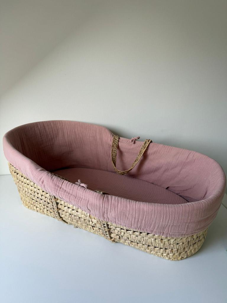 Mozes wieg met bekleding, Ophalen, Zo goed als nieuw, Wieg