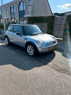 Mini 1.6 16V Cooper 2003 Grijs, Auto's, Mini, Voorwielaandrijving, 15 km/l, 4 cilinders, 4 stoelen