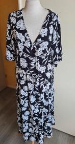 zgan,zwart wit gebloemde jurk van Miljuschka maat 46, Miljuschka, Zwart, Maat 46/48 (XL) of groter, Ophalen of Verzenden