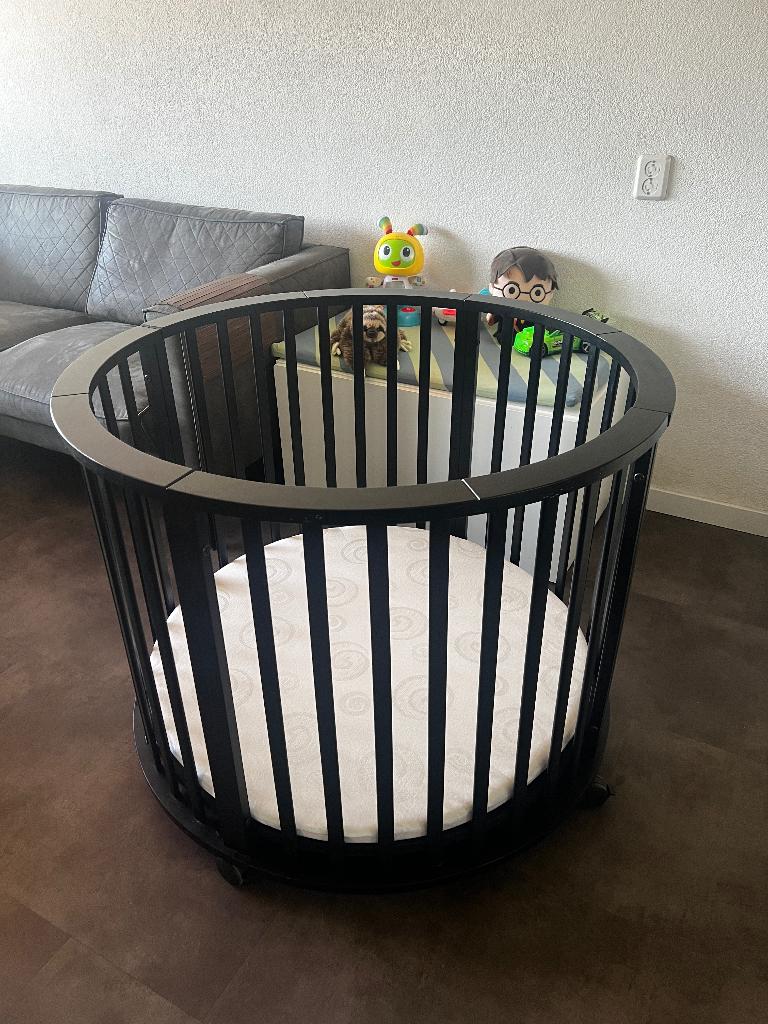 Europe baby ronde box zwart, Kinderen en Baby's, Boxen, Ophalen, Gebruikt, Rond, In hoogte verstelbaar