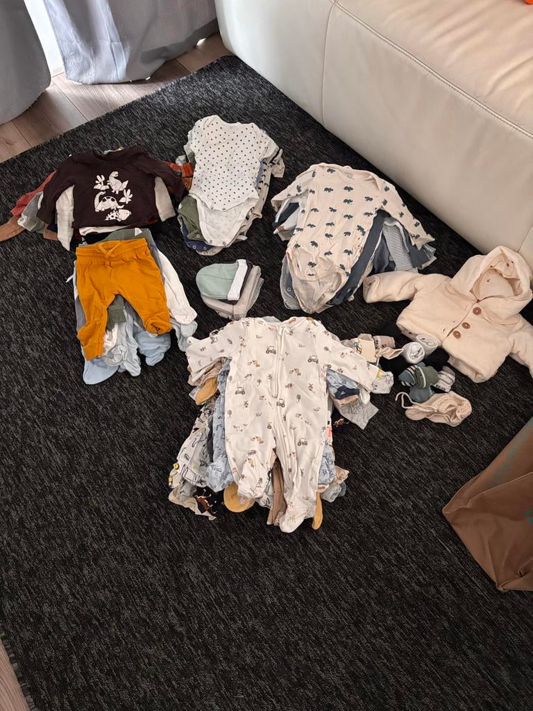 Babykleding maat 50-56 complete uitzet, Kinderen en Baby's, Babykleding | Baby-kledingpakketten, Zo goed als nieuw, Maat 50, Ophalen of Verzenden