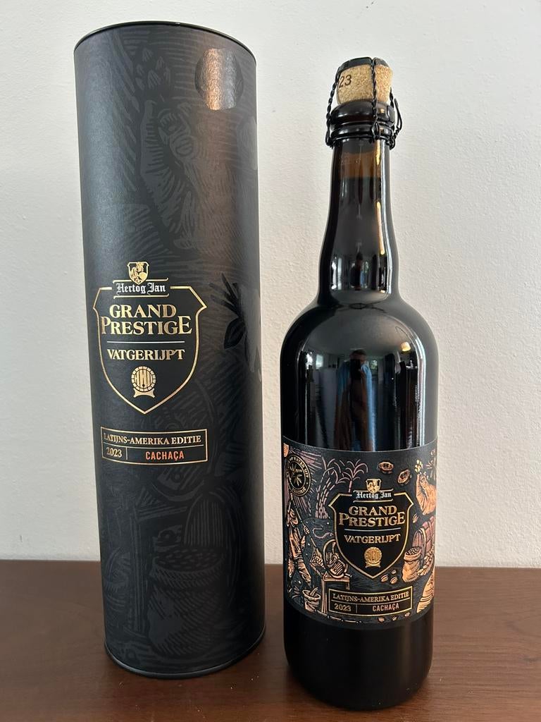 Hertog Jan Grand Prestige Vatgerijpt Cachaça 2023, Verzamelen, Ophalen of Verzenden, Nieuw, Flesje(s), Hertog Jan