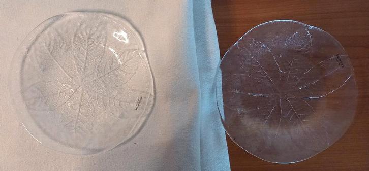 2glazen schaaltjes, Huis en Inrichting, Keuken | Servies, Zo goed als nieuw, Schaal of Schalen, Overige stijlen, Glas, Ophalen of Verzenden