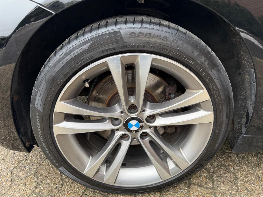 Bmw 3-SERIE 328i 2.0 Touring stoelverwarming trekhaak, Auto's, 15 km/l, Gebruikt, 4 cilinders, Zwart