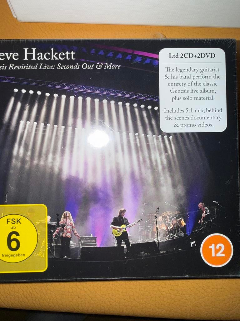2 cd met dvd box set steve hackett genesis geseald nieuw, Ophalen of Verzenden, Zo goed als nieuw, Poprock