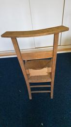 2oude bitstoeltjes, Huis en Inrichting, Tafels | Statafels, Ophalen, Gebruikt