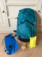 Quechua 25L wandelrugzak met waterzak & regenhoes - 4Daagse, Ophalen of Verzenden, Zo goed als nieuw, Rugzak