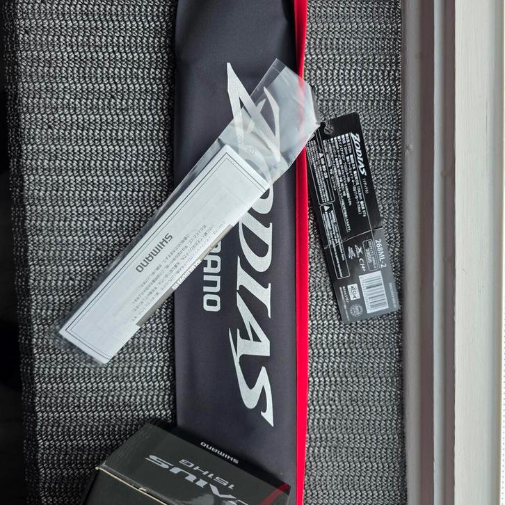 Shimano Zodias 268ML-2, Watersport en Boten, Hengelsport | Roofvissen, Nieuw, Werphengel, Ophalen of Verzenden