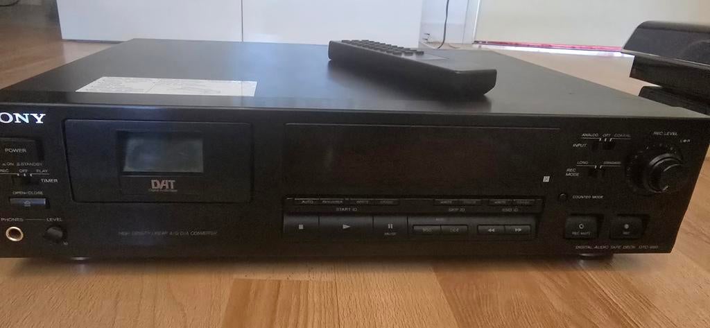 Sony DAT DTC-690, Audio, Tv en Foto, Cassettedecks, Ophalen of Verzenden, Enkel, Sony, Tiptoetsen