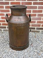 Tuindecoratie 1 kruik en een gietijzeren bloempot, Ophalen, Gebruikt