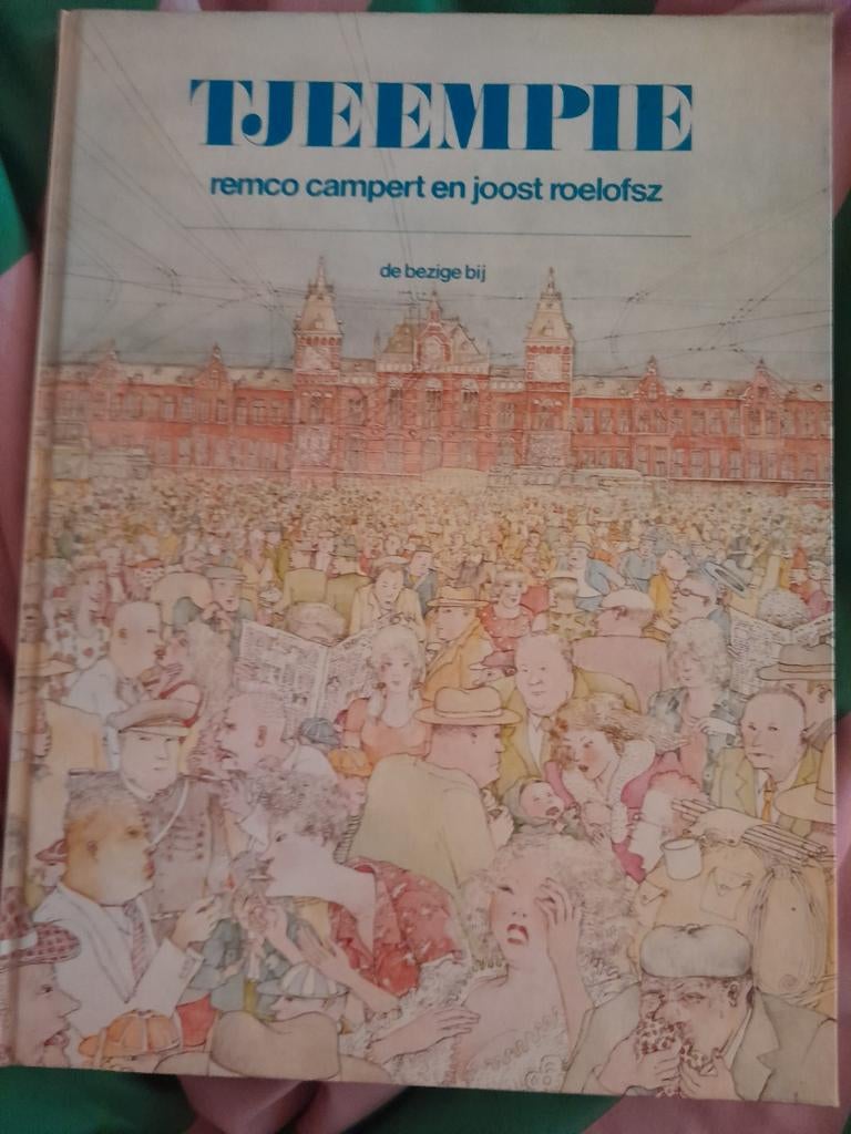 Tjeempie of Liesje in Luilekkerland Gesigneerd door Campert, Ophalen of Verzenden, Gelezen, Remco Campert en Joost Roelofsz, Nederland