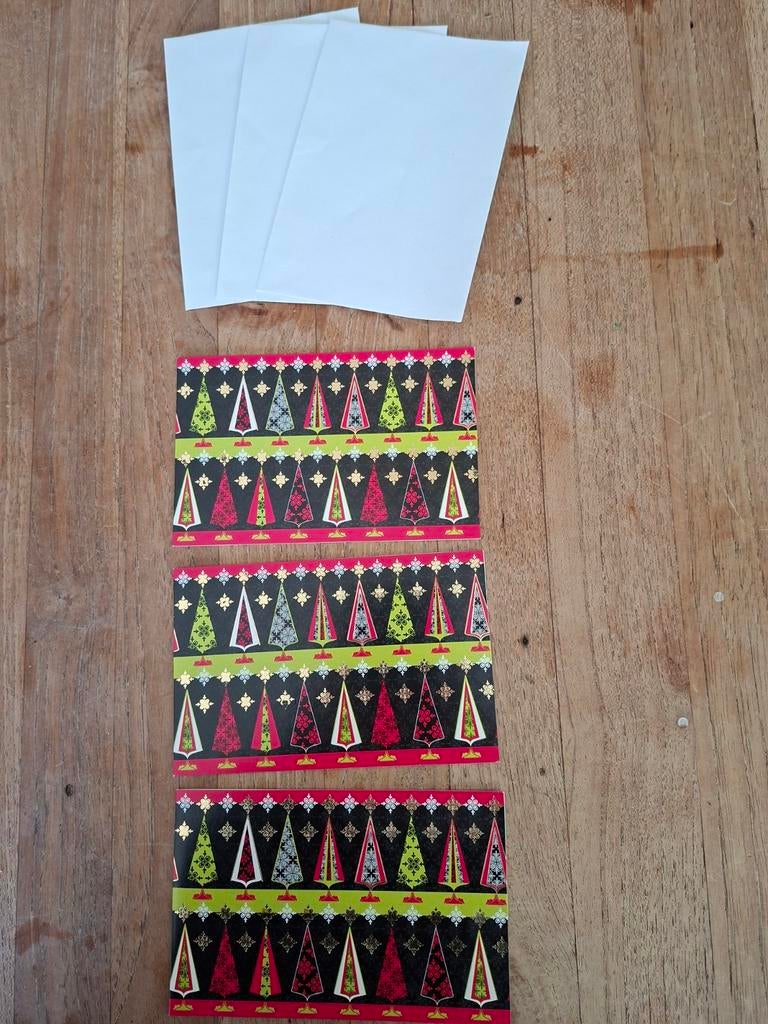 Drie kerstkaarten met bijpassende enveloppen, Diversen, Kerst, Ophalen of Verzenden, Nieuw