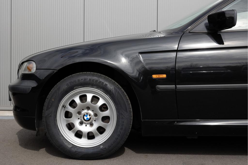 BMW 3 Serie Compact 316ti | NL AUTO | NIEUWE APK | ONDERHOUD, Auto's, BMW, Zwart, 4 cilinders, Zwart, Bedrijf