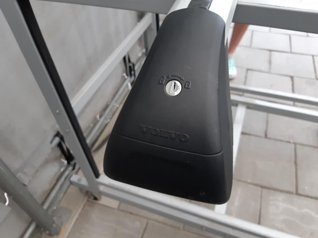 Dakdragers Volvo V40 vanaf 2013 tot heden, Auto diversen, Dakdragers, Niet ingevuld, Niet ingevuld, Ophalen of Verzenden, Zo goed als nieuw