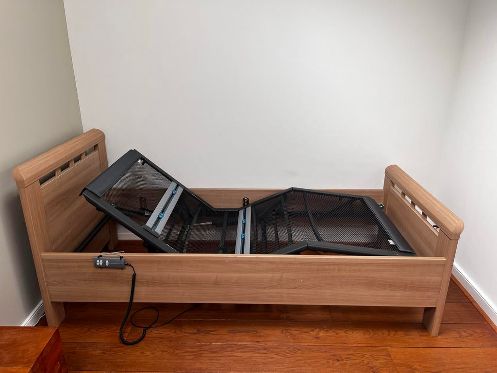 Verstelbaar bed met Auping spiraalbodem, Ophalen, Verstelbaar, Eenpersoons, Bruin