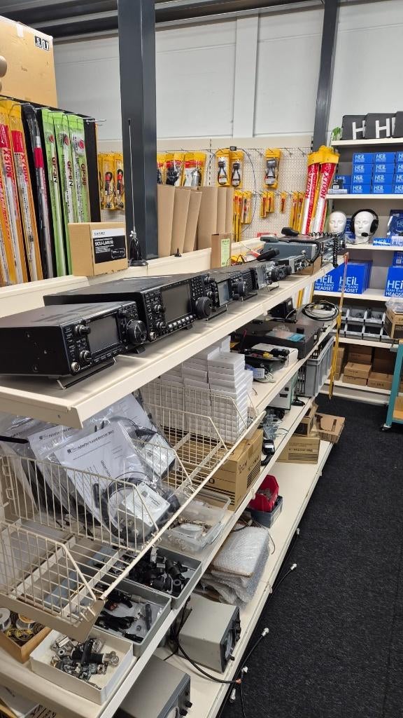 Diverse Icom en Yaesu transceivers, Ophalen of Verzenden, Zo goed als nieuw, Zender en Ontvanger