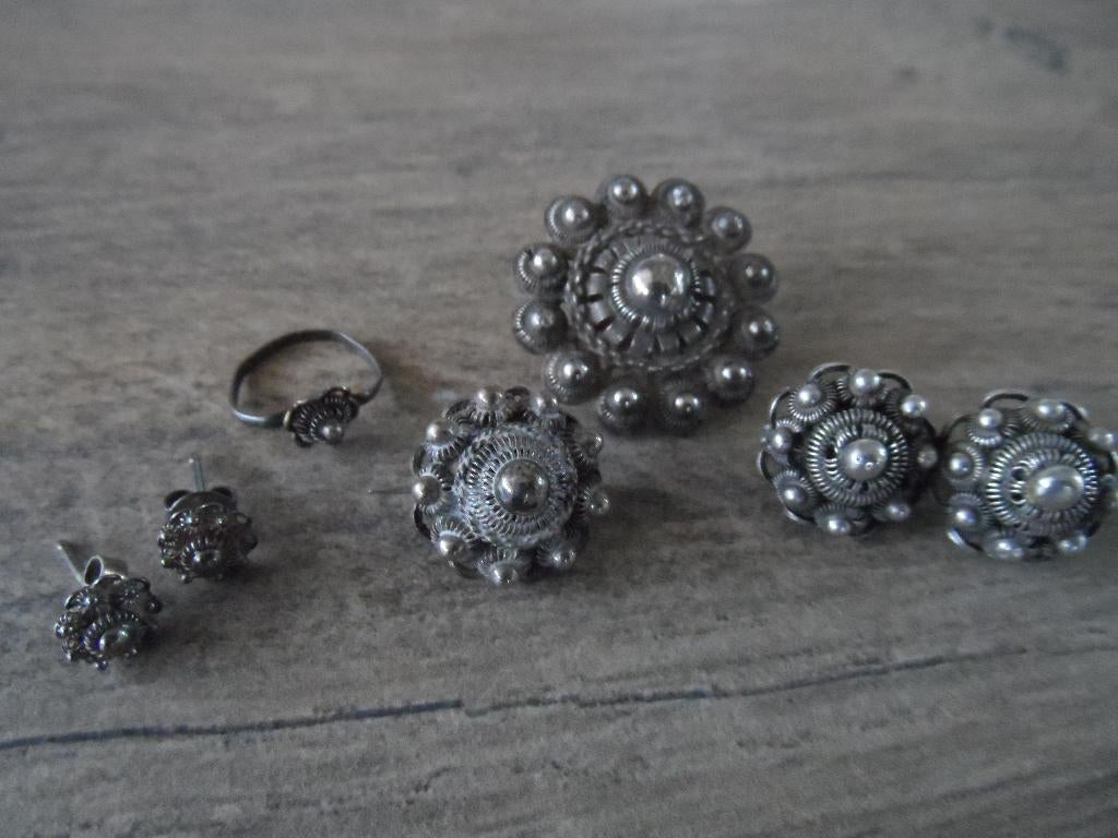 Zeeuwse knop., Sieraden, Tassen en Uiterlijk, Antieke sieraden, Ophalen of Verzenden, Overige materialen, Broche