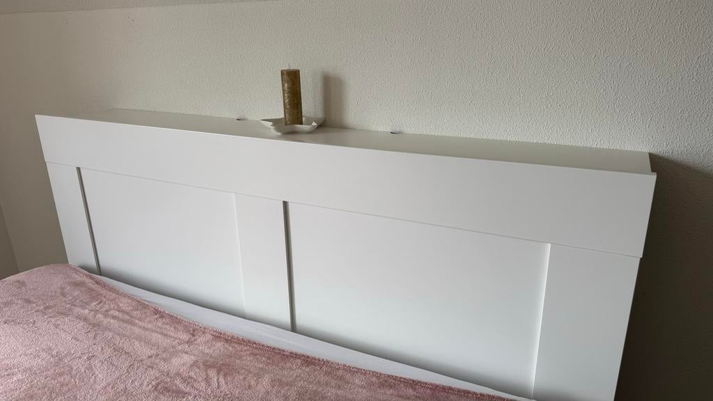 IKEA Brimnes Hoofdeinde voor bed van 160 cm breed, Huis en Inrichting, Slaapkamer | Bedden, Ophalen, Wit, Tweepersoons, Zo goed als nieuw