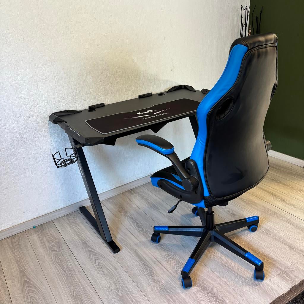 Gaming bureau en gamestoel set zwart/blauw, Ophalen, Zwart, Zo goed als nieuw, Gaming bureaustoel