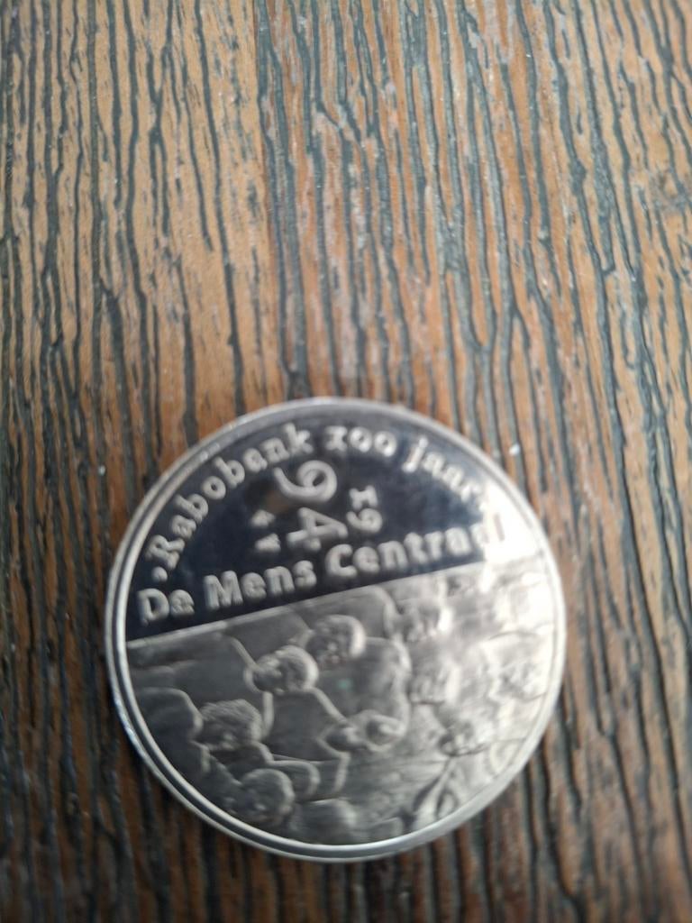 Herdenkingsmunt Rabobank 100 jaar - Koningin Beatrix, Ophalen of Verzenden, Koningin Beatrix, Overige waardes, Losse munt