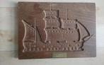 Houten plankje met uitgesneden schip 'Vriendentrouw', Antiek en Kunst, Ophalen