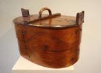 Antieke Butte, spanendoos met kerfsnede, Antiek en Kunst, Ophalen of Verzenden