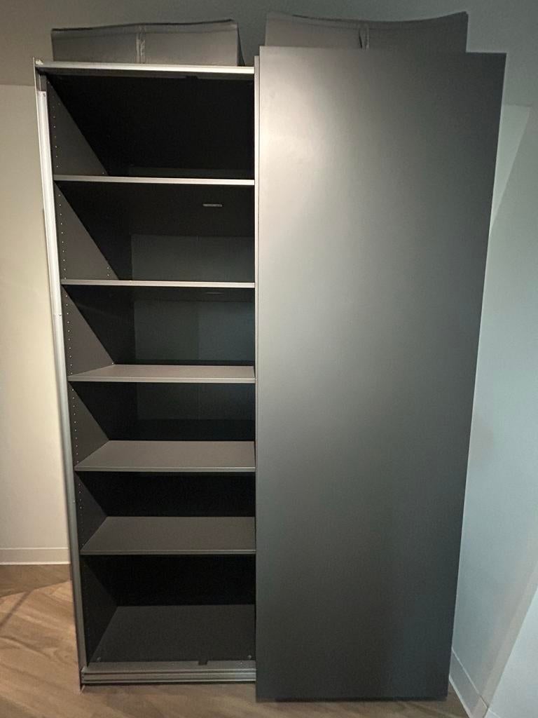 IKEA Pax kast grijs - Zo goed als nieuw, Ophalen, Met plank(en), 100 tot 150 cm, 200 cm of meer