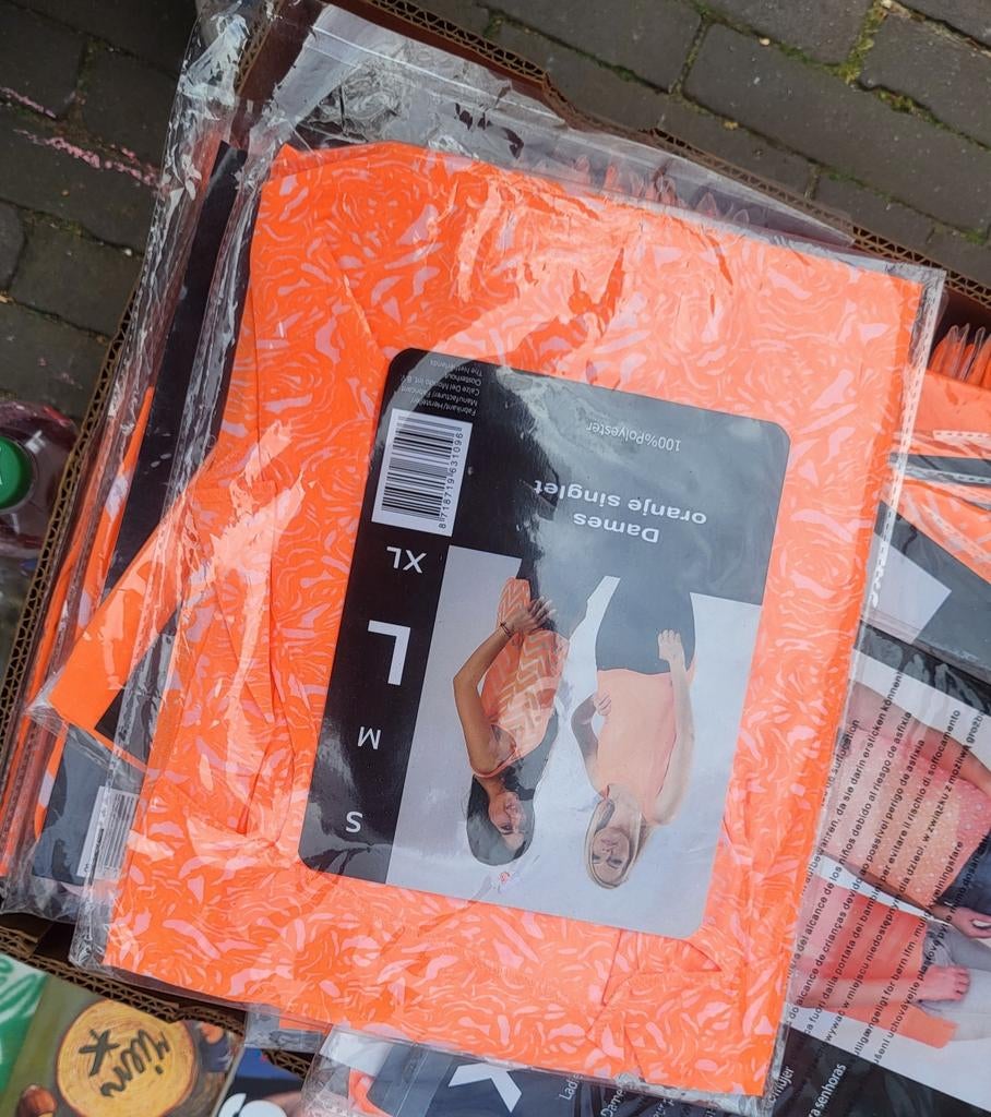Oranje shirts, Ophalen of Verzenden
