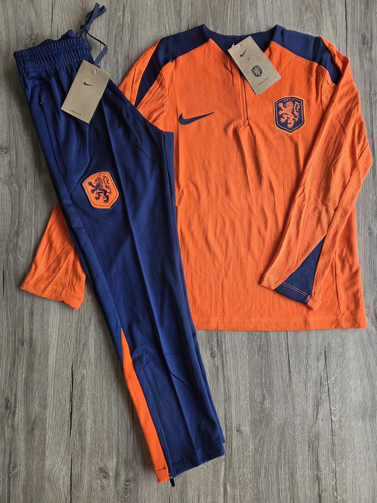 Nederlands elftal traningspak 134-140, Maat XS of kleiner, Ophalen of Verzenden, Nieuw