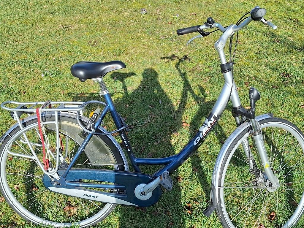 Giant Metro CS2 Grijs/blauw Dames, Ophalen, Gebruikt, Versnellingen, Giant