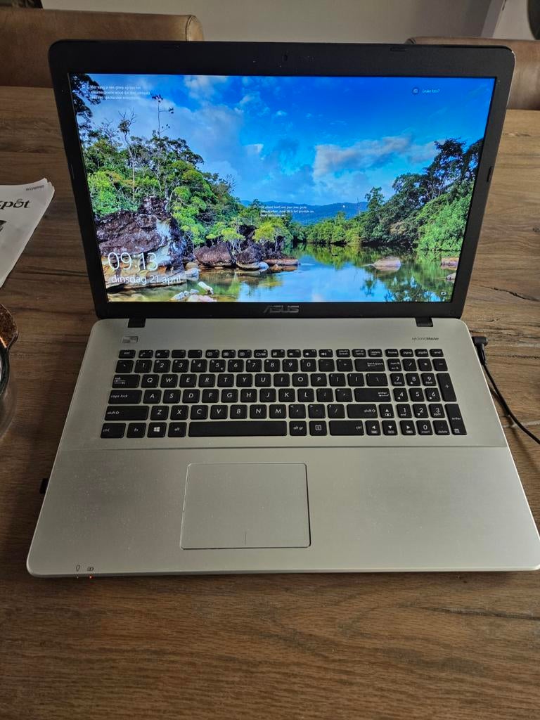 ASUS Laptop - Krachtig en Veelzijdig, Gebruikt, HDD, 2 tot 3 Ghz, Qwerty