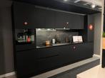 showroomkeuken Franchetti, Ophalen, Zwart, Nieuw, Enkelwandige keuken