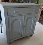 Oude houten Brocante kast Meidenkast, Ophalen