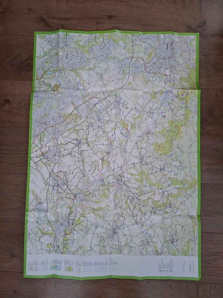 Limburg Heuvelland Oost 2011, Gelezen, Ophalen of Verzenden, Landkaart, 1800 tot 2000